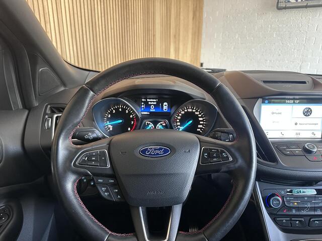 Ford KUGA 1.5 EcoBoost ST Line Pano | Trekhaak | Keyless | Carplay
