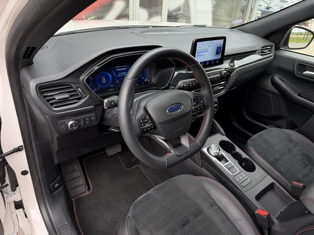 Ford KUGA 2.5 HEV ST-Line X Automaat Camera / Keyless / Trekhaak (1.600 KG) / B&O / Winterpakket