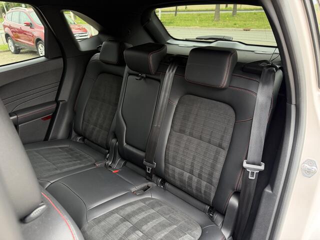 Ford KUGA 2.5 HEV ST-Line X Automaat Camera / Keyless / Trekhaak (1.600 KG) / B&O / Winterpakket