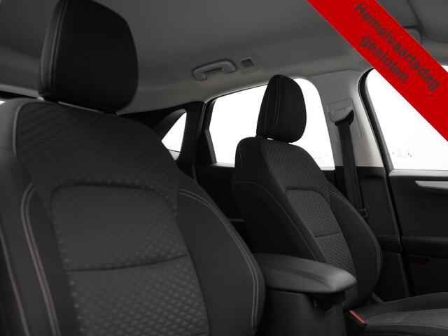 Ford KUGA 1.5 Ecoboost 150pk Dealer O.H | 1800kg Trekgewicht | LED Koplampen | Navigatie | Stoelen & Stuur Verwarmd | Apple Carplay | DAB |