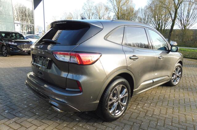 Ford KUGA 150pk ST-Line X Panodak Trekhaak en alle packs