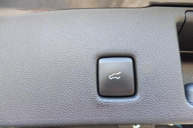 Ford KUGA 150pk ST-Line X Panodak Trekhaak en alle packs