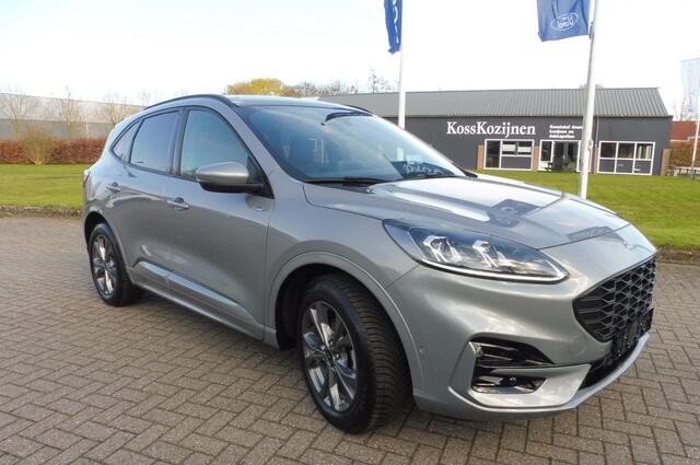Ford KUGA 150pk ST-Line X Panodak Trekhaak 1.800kg en alle Packs nw. 50.000,-