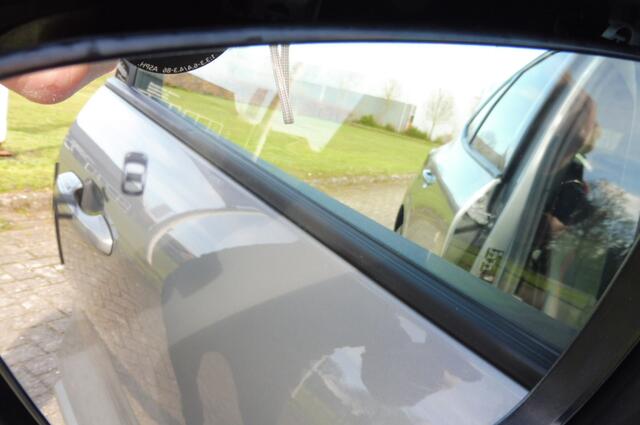 Ford KUGA 150pk ST-Line X Panodak Trekhaak 1.800kg en alle Packs nw. 50.000,-