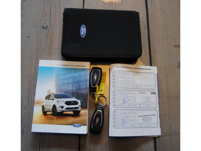 Ford KUGA 1.5 EcoB. ST Line | Apple Carplay | Trekhaak | Pano
