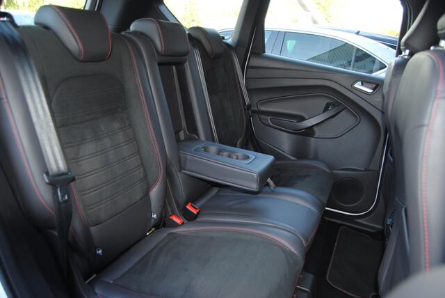 Ford KUGA 1.5 EcoB. ST Line | Apple Carplay | Trekhaak | Pano