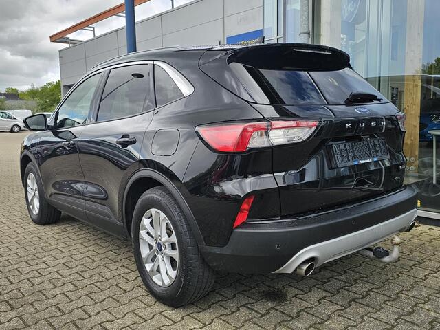 Ford KUGA 2.5 PHEV Titanium X Wegklapbare trekhaak | 1.500 kg trekvermogen | Camera v+a | Half leder | Lane assist | Winterpack etc.