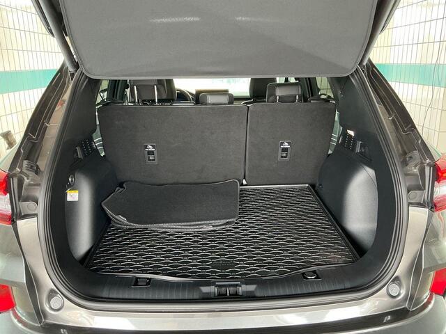 Ford KUGA 2.5 FHEV Active X 190pk | Wegklapbare trekhaak | Panoramadak | Winter Pack | AGR-stoelen | Head up Display | LED | Camera