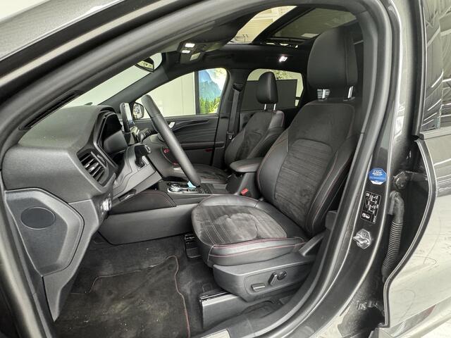 Ford KUGA 2.5 PHEV ST-Line X | Panoramadak | Stoelverwarming | Trekhaak | B&O Audiosysteem |