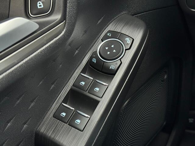 Ford KUGA 1.5 EcoBoost Titanium | Trekhaak | Adaptieve Cruise | Keyless Entry | All Season | Origineel NL | 100% Dealer onderhouden