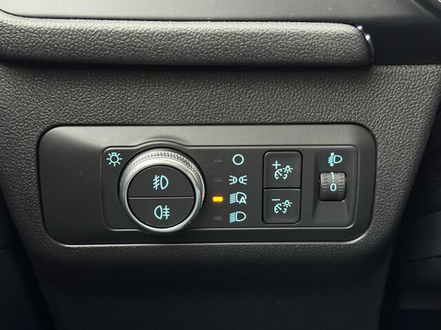 Ford KUGA 1.5 EcoBoost Titanium | Trekhaak | Adaptieve Cruise | Keyless Entry | All Season | Origineel NL | 100% Dealer onderhouden