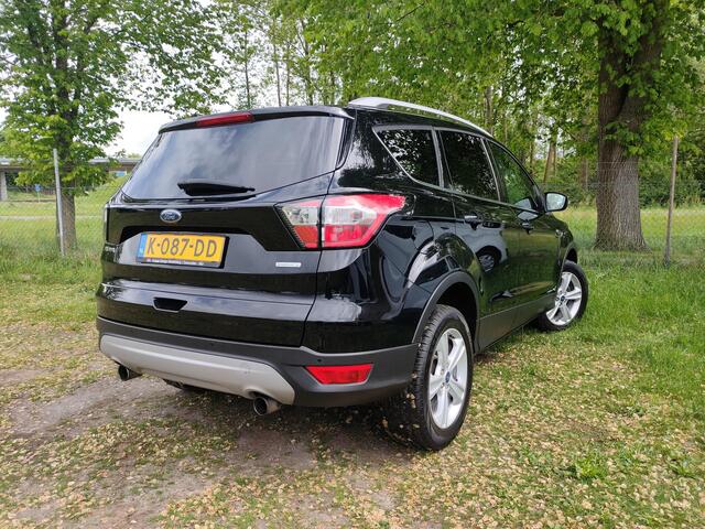 Ford KUGA 1.5 150PK Titanium | WINTERPACK | CRUISE | NAVI | 2000KG TREKKEN | SENSOREN ACHTER |