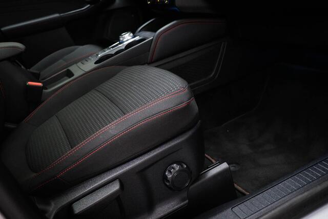 Ford KUGA 2.5 PHEV ST-Line | SOH 94% | PANORAMADAK | STOELVERWARMKING | DAB | CAMERA | TREKHAAK