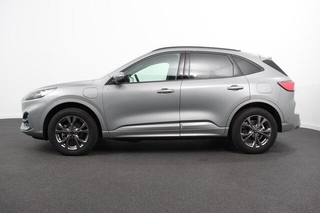 Ford KUGA 2.5 PHEV 225pk ST-Line X | DEMO | Navigatie | Apple Carplay/Android Auto | Parkeersensoren | Camera | Adaptive Cruise Control | Blind Spot Assist | Elektrische achterklep | Stoel en stuurverwarming | Park Assist | LED koplampen | Elektrische bestuurders