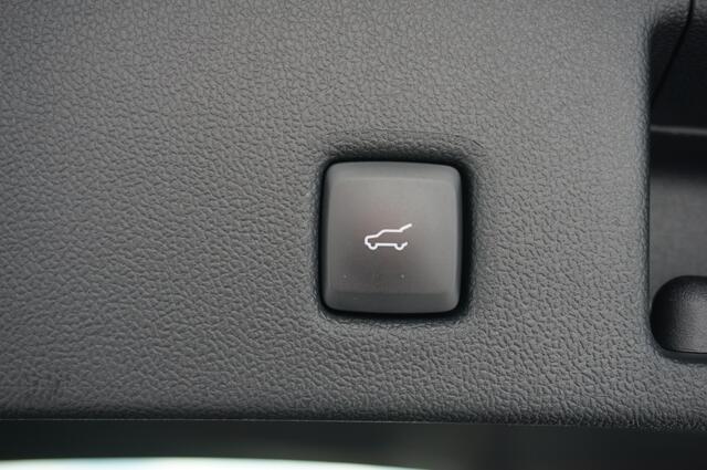 Ford KUGA 225PK PHEV ST-Line X ALLSEASONS | WINTERPACK | SPORTIEF