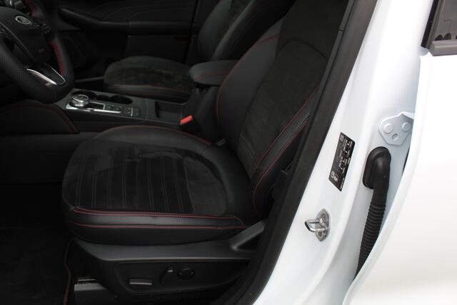 Ford KUGA 2.5-225pk PHEV ST-Line X. Luxe hybride rijden voor een reëel bedrag ! Trekhaak, Winter Pack, Cruise Contol, Climate Control, Camera