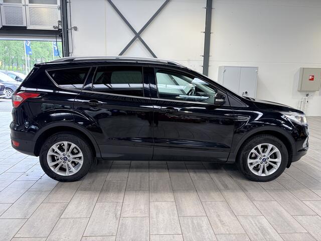 Ford KUGA 1.5 EcoBoost Titanium | Clima | Cruise | Park. sens A | Trekhaak | Navi | Keyless | Blis | Winter Pack | Dealer Onderhouden |