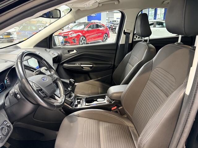 Ford KUGA 1.5 EcoBoost Titanium | Clima | Cruise | Park. sens A | Trekhaak | Navi | Keyless | Blis | Winter Pack | Dealer Onderhouden |
