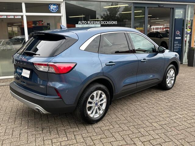 Ford KUGA 2.5 PHEV TITANIUM