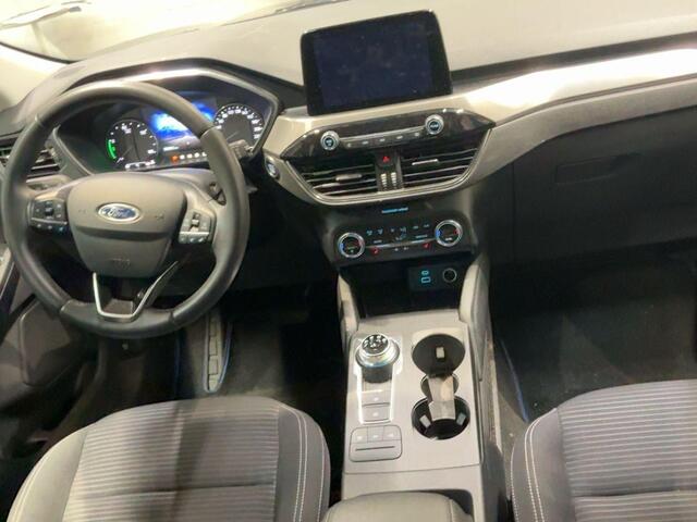 Ford KUGA 2.5 PHEV Titanium 225pk Stoelverwarming | Navigatie | 18 inch velgen | All season banden