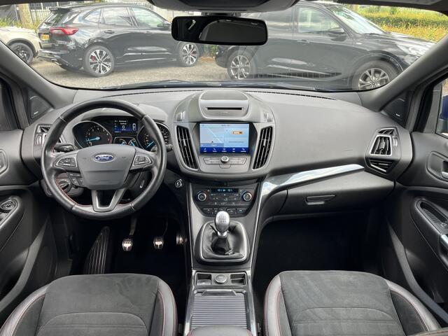 Ford KUGA 1.5 EcoBoost ST Line 150pk/110kW 6-bak | Afn. trekhaak | Bi-Xenon | Sony | Camera | Elek. achterklep | Winter Pack | etc. etc.