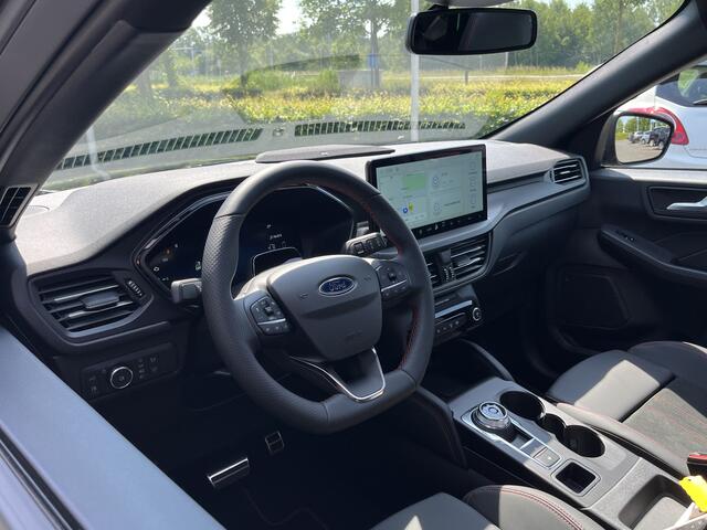 Ford KUGA 2.5 PHEV ST-Line X Black Package 243pk e-CVT Automaat | NIEUWSTE MODEL MET BLUECRUISE EN CONNECTIVITY | 5531 | Leverbaar in meerdere kleuren | Full Options | Pano | BlueCruise | Black Package | E-Trekhaak | Panodak | Coast-to-Coast Matrix LED |
