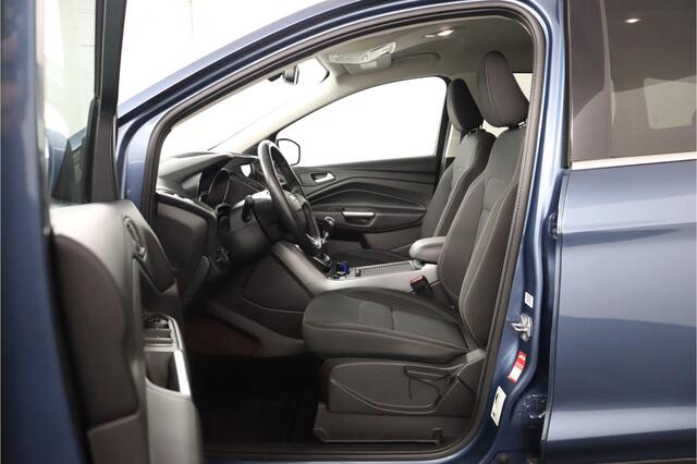 Ford KUGA 1.5 EcoBoost Titanium | Trekhaak uitklapbaar | Navigatie |