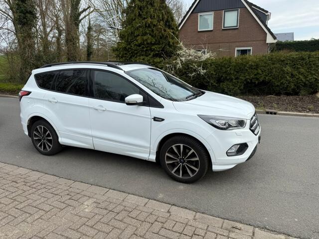 Ford KUGA ecoboost ST Line*automaat*trekhaak*ECC*apple/android*cruise*Opendak*