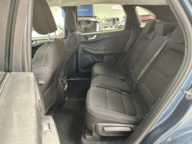 Ford KUGA 2.5 PHEV 225PK Titanium | Trekhaak | Winterpack | Camera | Cruise | Apple carplay / Android auto |