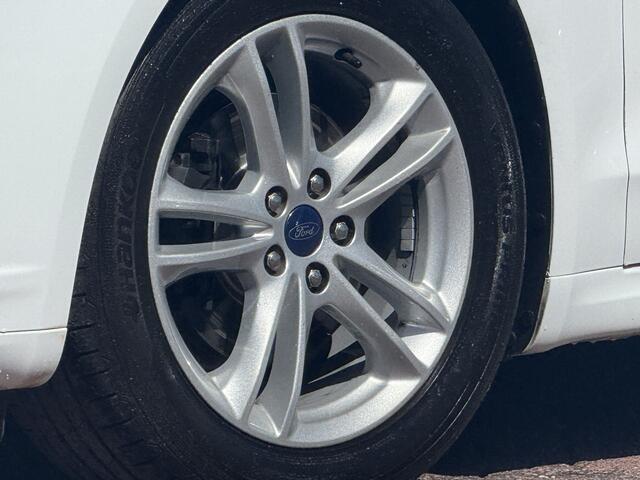 Ford MONDEO 1.5 Titanium automaat 161 pk navigatie climate ctr cruise ctr dagrijverlichting led pdc v/a keyless entry lmv 16 inch