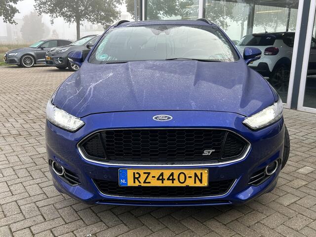 Ford MONDEO Wagon 1.5 ST Line 50% deal 8.725,- ACTIE Schuif-kantel dak / Stoel-stuur verwarming / LED / Cruise