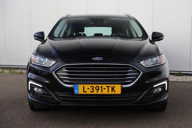 Ford MONDEO Wagon 2.0 IVCT HEV Titanium 17 inch LMV Carplay Android Navigatie Climate Cruise Control Stoelverwarming Parkeersensor