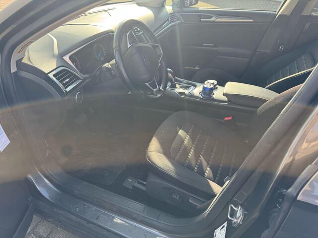 Ford MONDEO Wagon 1.5 Ecoboost Titanium 160pk Automaat | Trekhaak | Stoelverwarming | Apple Carplay,Android Auto | Dealer onderhouden | 1.450 Trekgewicht