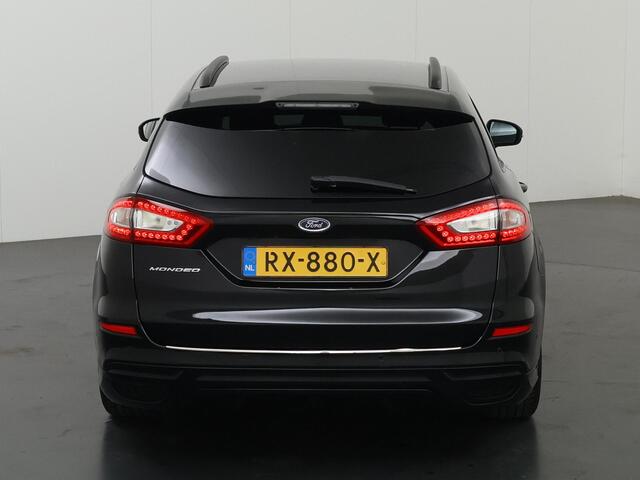 Ford MONDEO Wagon 1.5 ST Line | Winterpakket | Navigatie | Cruise Control | Climate Control | Elektr. Achterklep |