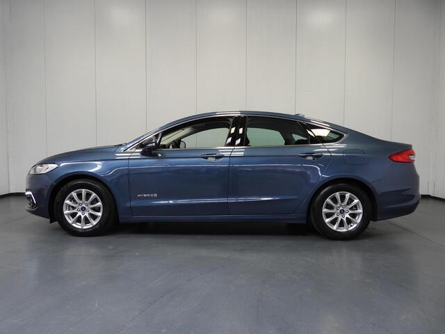 Ford MONDEO 2.0 IVCT HEV Titanium NAVI/CAMERA/ADAPT.CRUISE/16"LMV!
