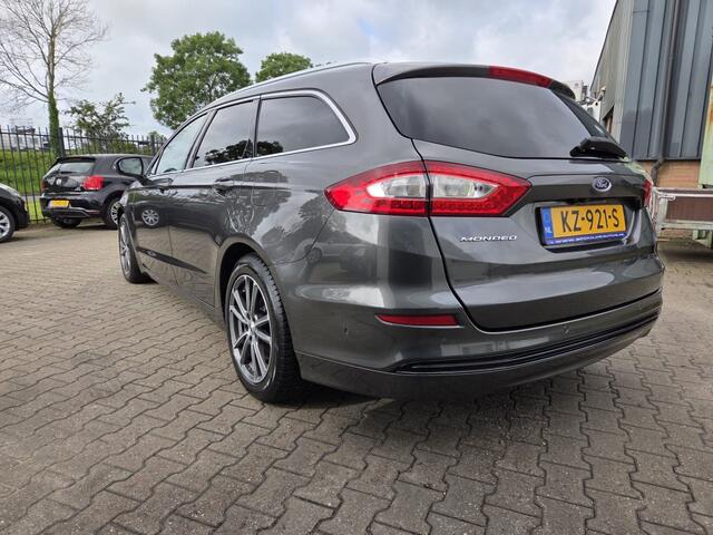 Ford MONDEO Wagon 1.5 TDCi Titanium/Leer/D.riem vervangen