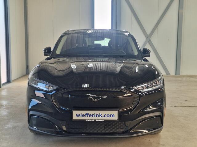 Ford MUSTANG Mach-E Extended RWD 98 kWh 294pk | Technology Pack Plus | Panoramadak |