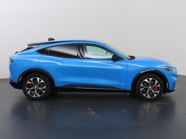 Ford MUSTANG Mach-E Extended Premium RWD 98 kWh | Navigatie | Parkeercamera 360° | Keyless Go | B&O | Cruise Control Adaptief | Elektr, Achterklep |