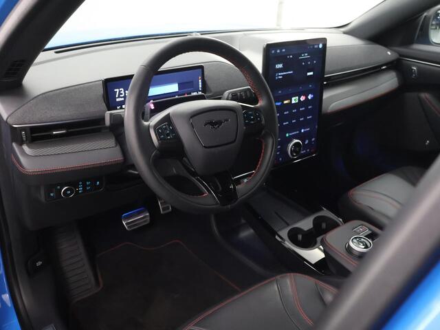 Ford MUSTANG Mach-E Extended Premium RWD 98 kWh | Navigatie | Parkeercamera 360° | Keyless Go | B&O | Cruise Control Adaptief | Elektr, Achterklep |