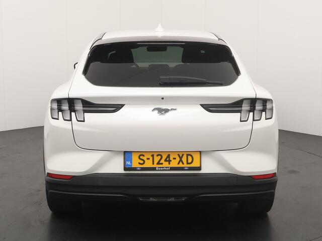 Ford MUSTANG Mach-E Extended RWD 294 pk 98 kWh | Adapt. Cruise | Clima | Winterpack | Leer | Camera | Apple carplay | Android Auto |