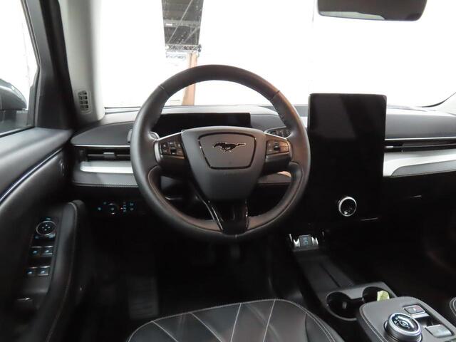 Ford MUSTANG Mach-E RWD 75 kWh | Bang & Olufsen | 43600 km!