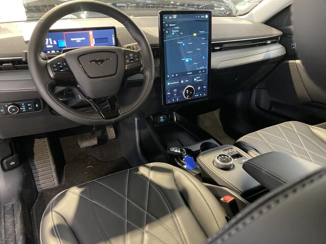 Ford MUSTANG Mach-E RWD 75 kWh 268 pk | Adapt. cruise | LED | 360° Camera | Apple Carplay draadloos | Stuurverw. | Stoelverw. |