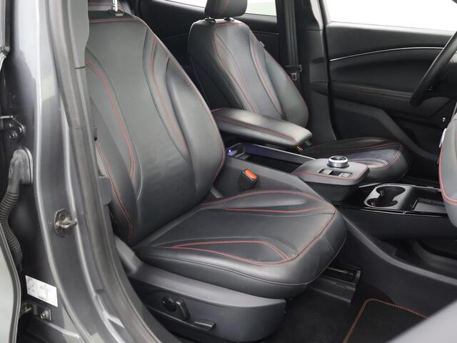 Ford MUSTANG Mach-E Extended First Edition AWD 98 kWh | Panoramadak | 360° Camera | B&O | Cruise Control Adaptief | Navigatie | Elektr. Achterklep |