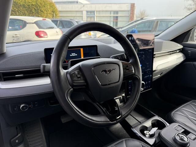 Ford MUSTANG Mach-E BJR 2021 RWD 75 kWh 259 PK TREKHAAK! | LEDER | STOEL-STUURVERWARMING | 360° CAMERA | LED