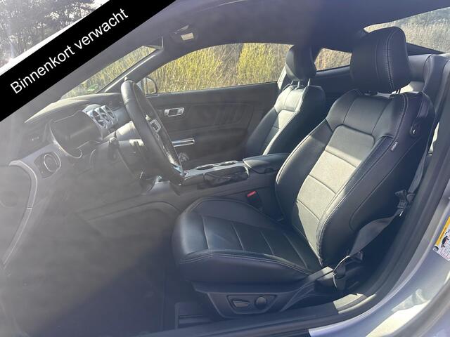 Ford MUSTANG Fastback 5.0 V8 GT | 1E EIGENAAR | 12MND GARANTIE | AUTOMAAT | LED | DAB | ACC |