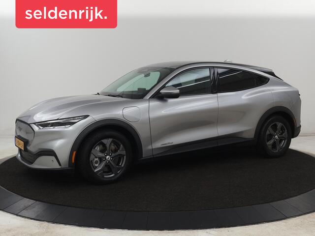 Ford MUSTANG Mach-E RWD 75 kWh | SOH 94% | Leder | Stoelverwarming | Adaptive cruise | Camera | Carplay | Navigatie | Stuurverwarming | Keyless | Full LED | Dodehoek detectie