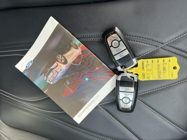 Ford MUSTANG Mach-E Extended RWD 98 kWh | Nieuw Binnen! | Leer | Stoelverwarming | B&O