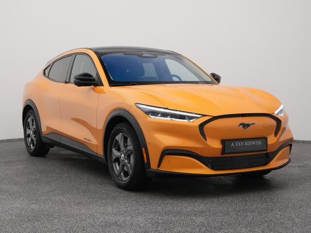 Ford MUSTANG Mach-E 75 kWh | 360° | ADAPTIVE | B&O | KEYLESS | STOEL- EN STUURVERW.