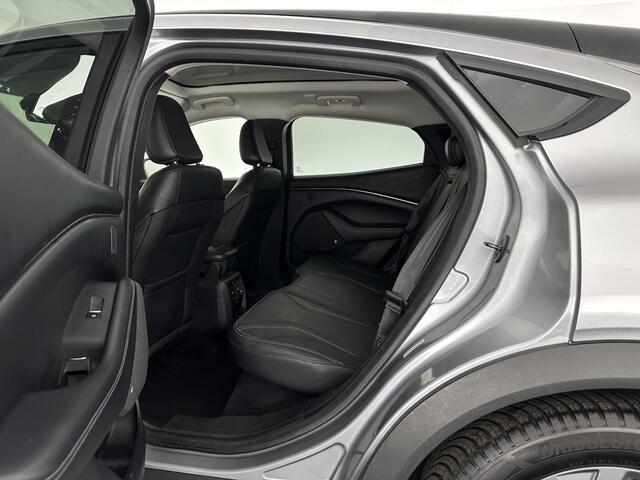 Ford MUSTANG Mach-E RWD 75 kWh [ 3-Fase ] (INCL.BTW) *LEATHER | FULL-LED | DAB | DIGI-COCKPIT | KEYLESS | NAVI-FULLMAP | CARPLAY | HEATED-COMFORTSEATS | TOPVIEW | ADAPTIVE-CRUISE | PRIVACY-GLASS | 18'' ALU*