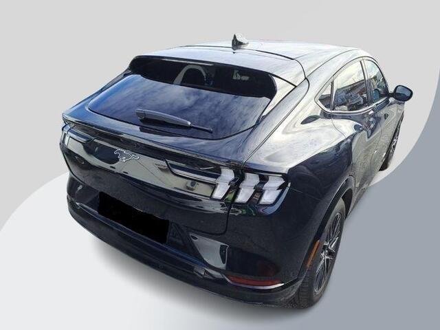 Ford MUSTANG Mach-E Premium AWD 75 kWh 315pk | Panoramadak | Winter Pack | Achteruitrijcamera | Elektrische Achterklep |
